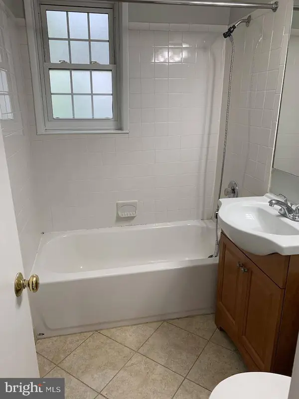 4610 28TH RD S #A, Arlington, VA 22206
