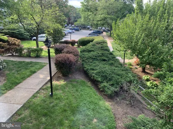 4610 28TH RD S #A, Arlington, VA 22206