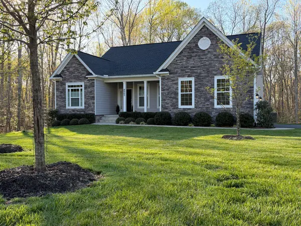 8005 ASHFORD DR, Fredericksburg, VA 22407