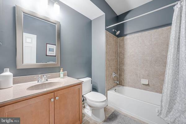 42880 CONRAD TER, Chantilly, VA 20152