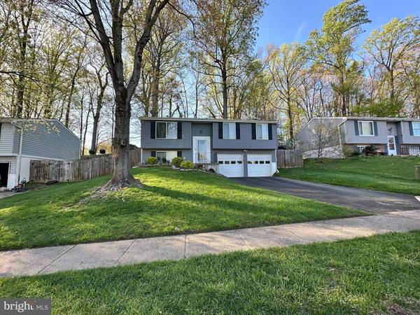 7310 HUSKY LN, North Springfield, VA 22151