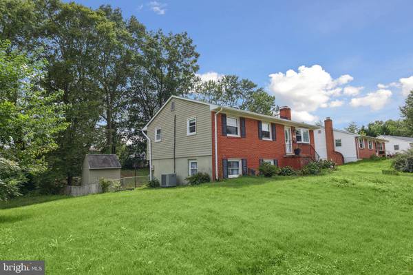 15114 CALEXICO LN, Woodbridge, VA 22193