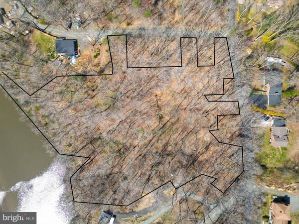 11720 OLYMPIC DR, Manassas, VA 20112