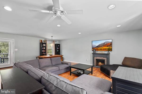 9422 BRENTSVILLE RD, Manassas, VA 20112