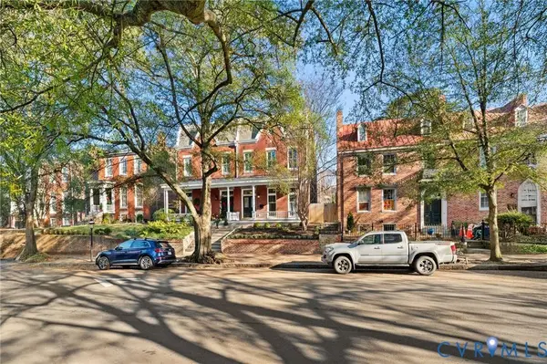 2606 E Franklin ST, Richmond, VA 23223