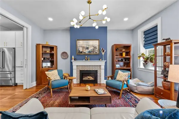 2204 E Broad ST, Richmond, VA 23223