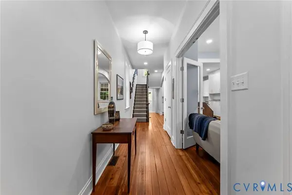 2204 E Broad ST, Richmond, VA 23223