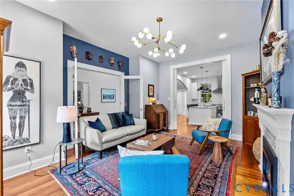 2204 E Broad ST, Richmond, VA 23223