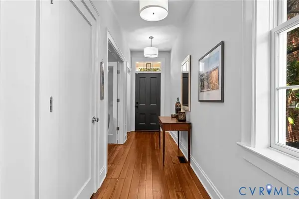 2204 E Broad ST, Richmond, VA 23223