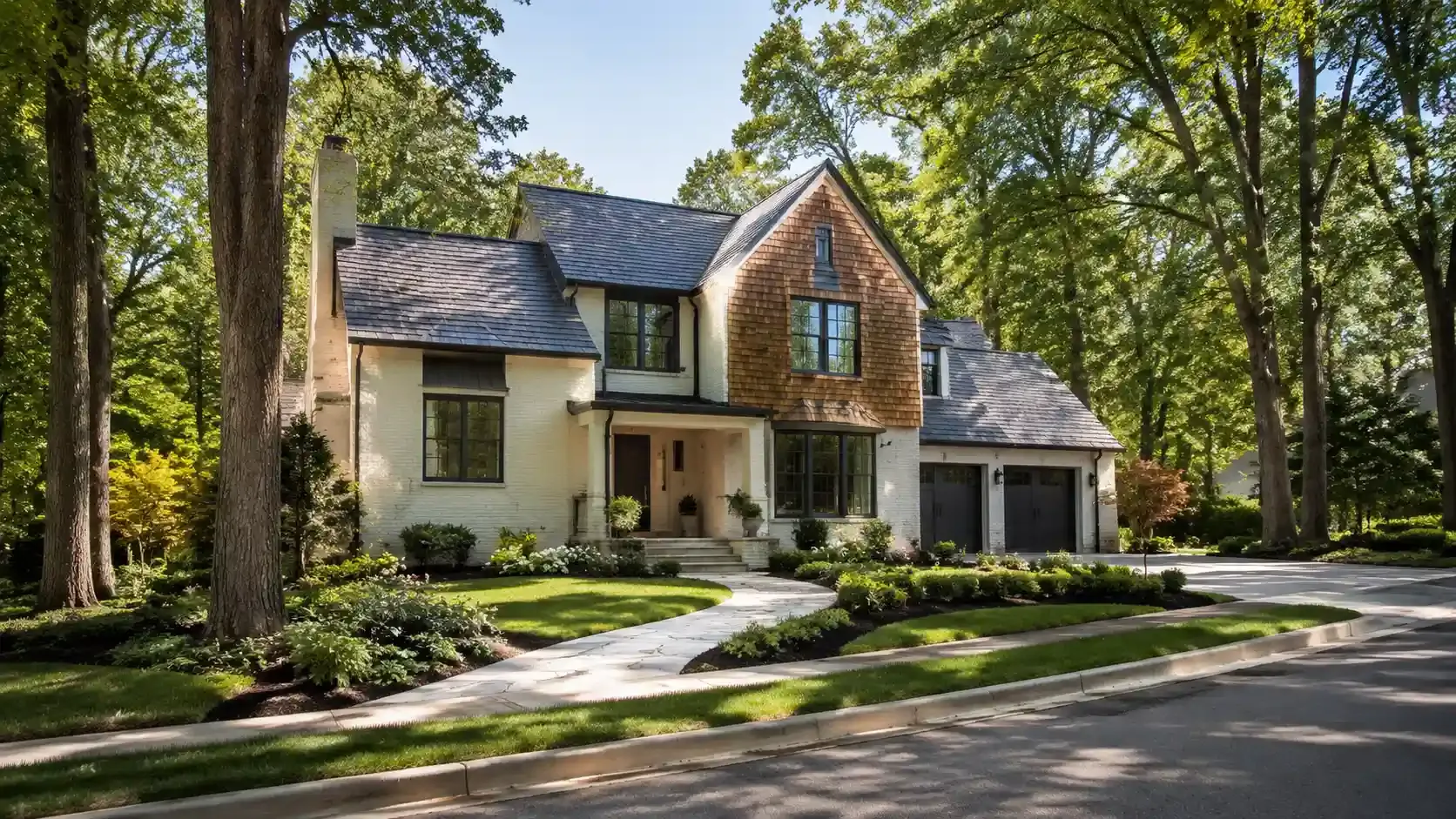 Chesterbrook Woods McLean VA homes near Kirby Road and the Chain Bridge commute into Washington DC