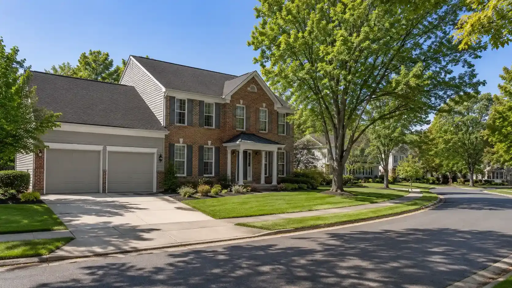 Homes in the Sully Station and Sully Station II master-planned community of Chantilly, single-family homes and townhouses, Fairfax County VA 20151