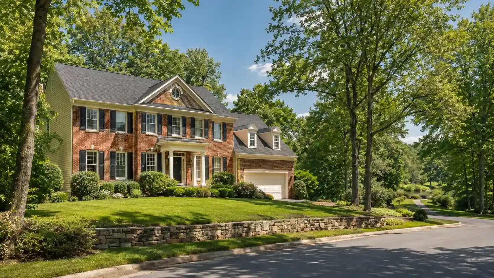 Crosspointe Virginia neighborhood with attractive homes
