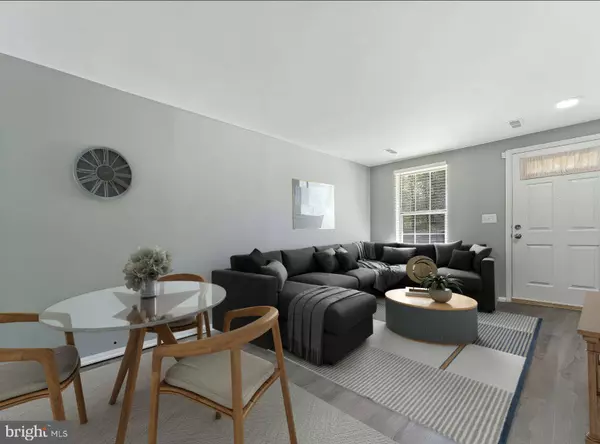 34 PALMER CT, Sterling, VA 20165