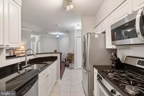 2204 WESTCOURT LN #117, Herndon, VA 20170