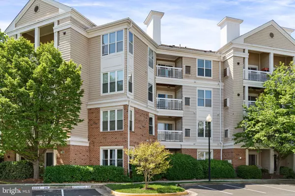 2204 WESTCOURT LN #117, Herndon, VA 20170