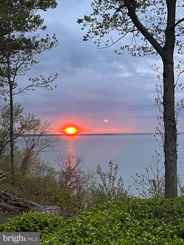 151 BALD EAGLE DR, Montross, VA 22520