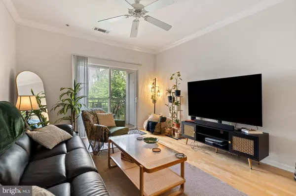 2791 CENTERBORO DR #384, Vienna, VA 22181