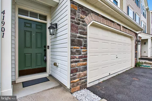 41901 DIAMONDLEAF TER, Aldie, VA 20105