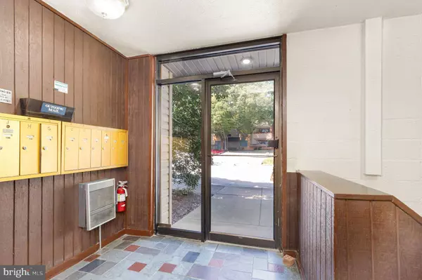 1703 MOUNT WASHINGTON CT #C, Baltimore, MD 21209