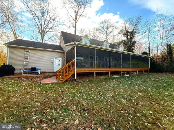 82 WESTMORELAND BLVD, Hague, VA 22469