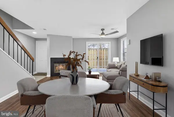 4375 PEMBROOK VILLAGE DR #62, Alexandria, VA 22309