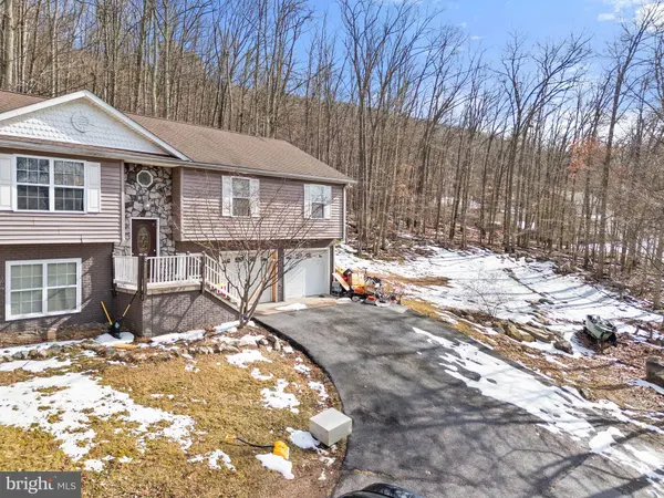 1194 VALLEY VIEW RD, Harpers Ferry, WV 25425