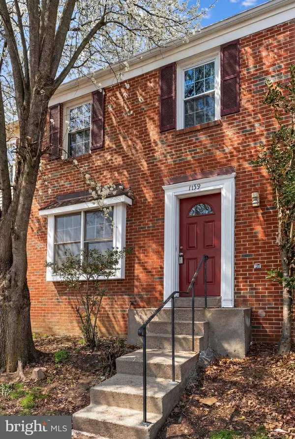 1159 LISA CT, Herndon, VA 20170