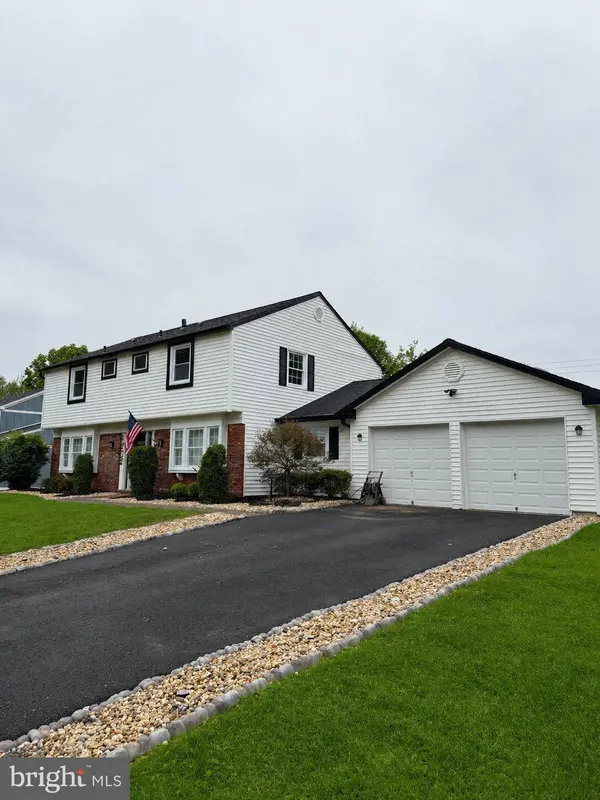 4202 MINSTRELL LN, Fairfax, VA 22033