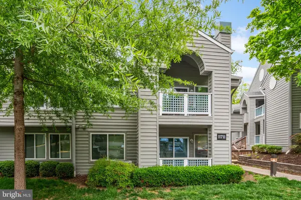 11711-E SUMMERCHASE CIR, Reston, VA 20194