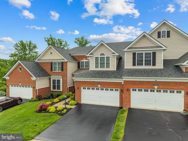 23012 WEYBRIDGE SQ, Broadlands, VA 20148