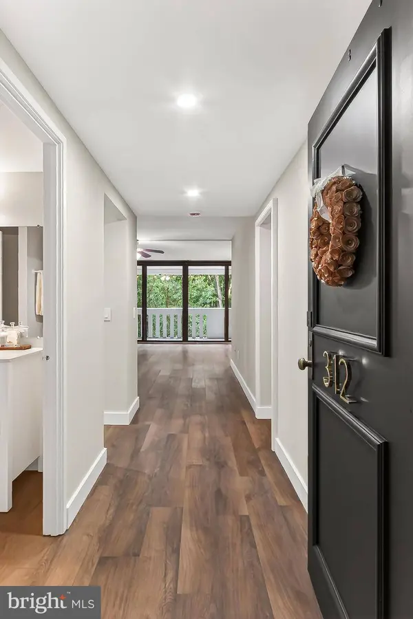 6101 EDSALL RD #312C, Alexandria, VA 22304