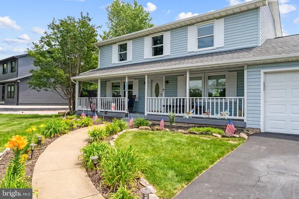 8607 LAWS DR, Manassas, VA 20110