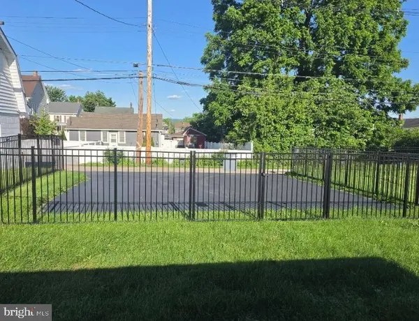 416 BREWER AVE, Hagerstown, MD 21740