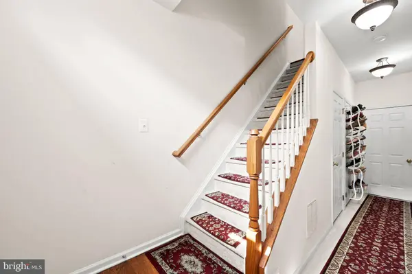 25144 SHULTZ TER, Chantilly, VA 20152