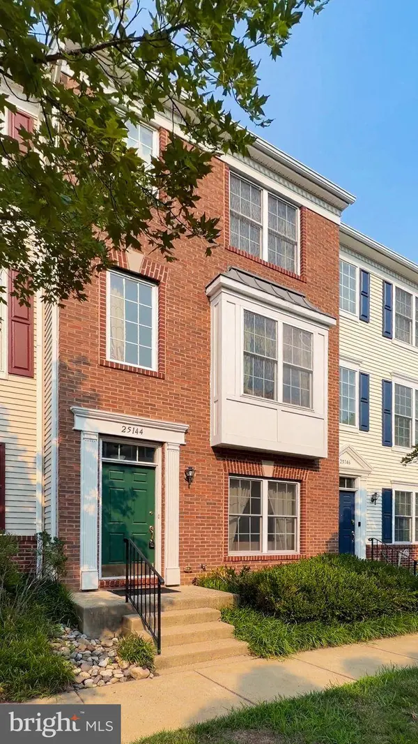 25144 SHULTZ TER, Chantilly, VA 20152