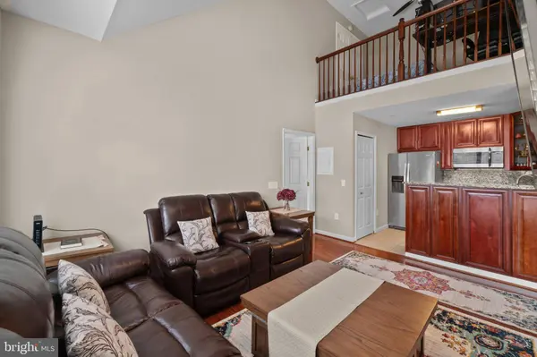 15612 EVERGLADE LN #401, Bowie, MD 20716