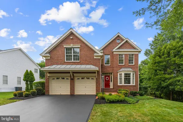 5777 WATERLOO BRIDGE CIR