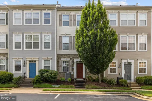 21790 DRAGONS GREEN SQ
