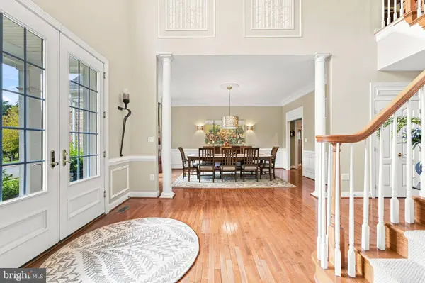 25717 SUMMERBANK CT, Chantilly, VA 20152