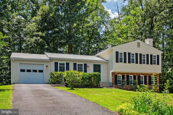2422 IVYWOOD RD