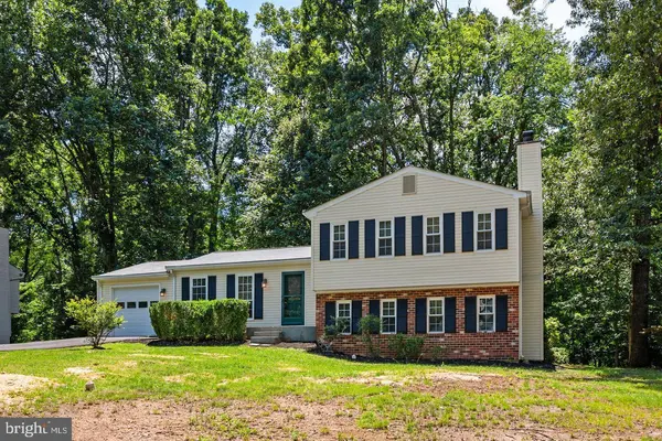 2422 IVYWOOD RD, Reston, VA 20191