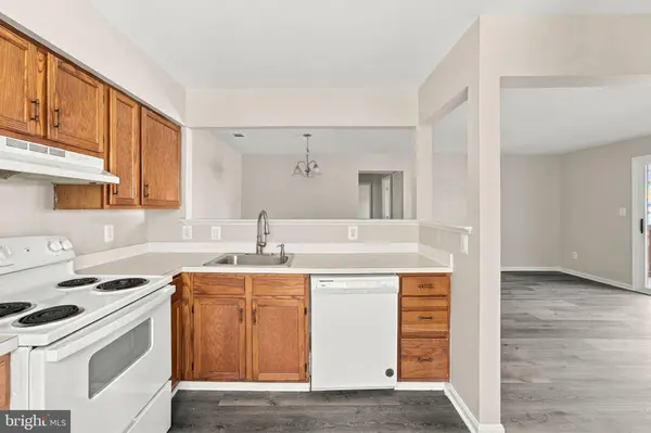 9454 SCARLET OAK DR, Manassas, VA 20110