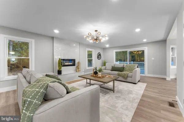 5117 GRACE CHURCH LN, Midland, VA 22728