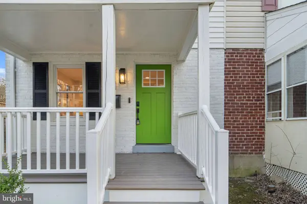 2631 FARMINGTON DR, Alexandria, VA 22303