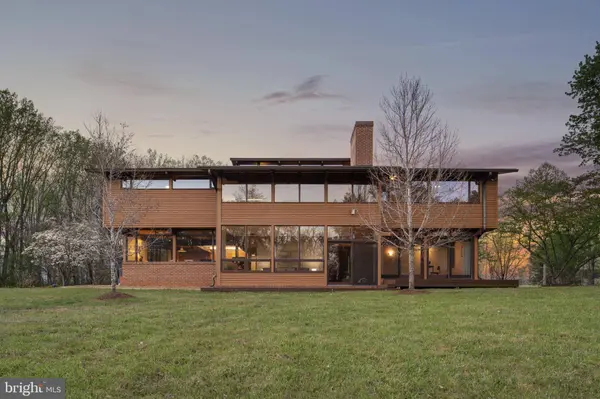 219 TIGER VALLEY RD, Washington, VA 22747