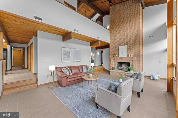 219 TIGER VALLEY RD, Washington, VA 22747