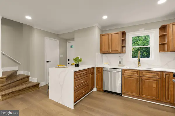 4555 METRO CT, Annandale, VA 22003