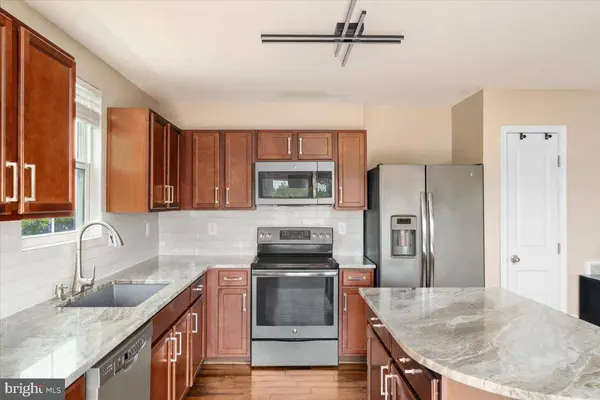 2236 SEDGWICK DR, Remington, VA 22734