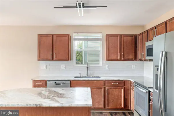 2236 SEDGWICK DR, Remington, VA 22734