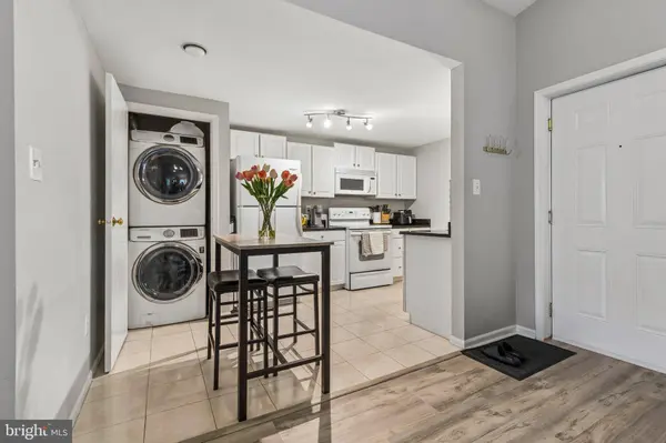 3933 GREENCASTLE RD #307, Burtonsville, MD 20866